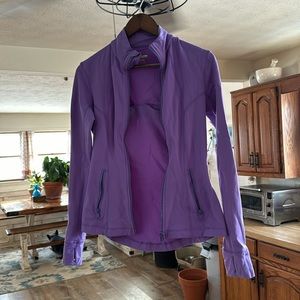 Women’s Kirkland Signature Workout Jacket size Medium Purple